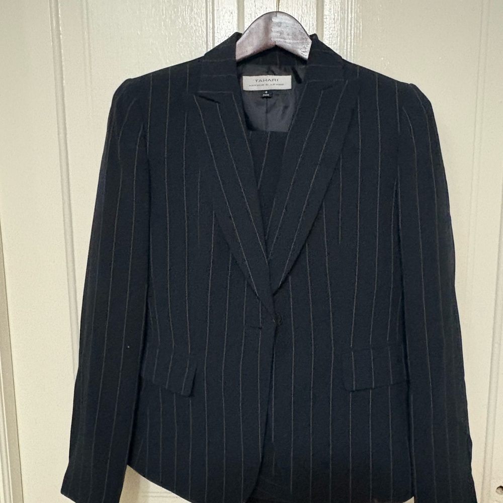 Tahari ASL Black Jumpsuit Elegant Professional Attire